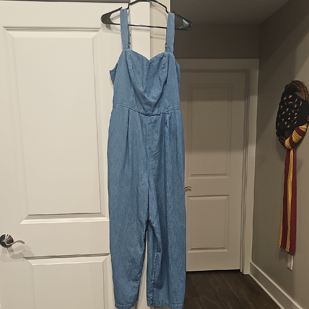 Old Navy Women's Light Blue Denim Romper NWOT